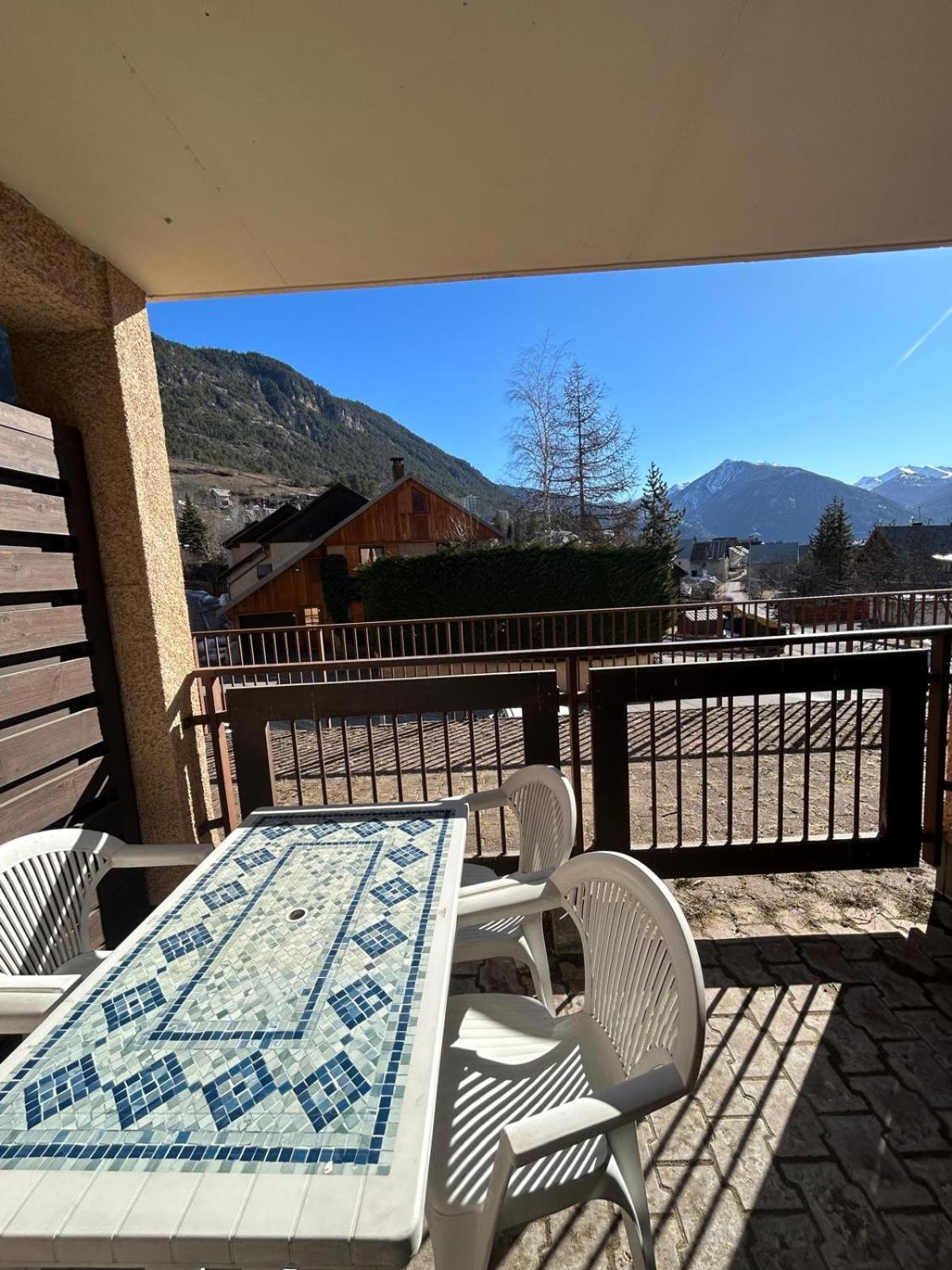 Chaleureux Appartement Moderne Briancon  Bagian luar foto